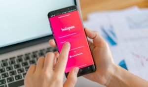 Hur man hackar ett Instagram-konto utan enkät